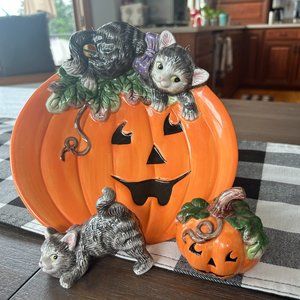 Fitz and Floyd Halloween Pumpkin & Black Cat Plate w/ Salt & Pepper Shakers